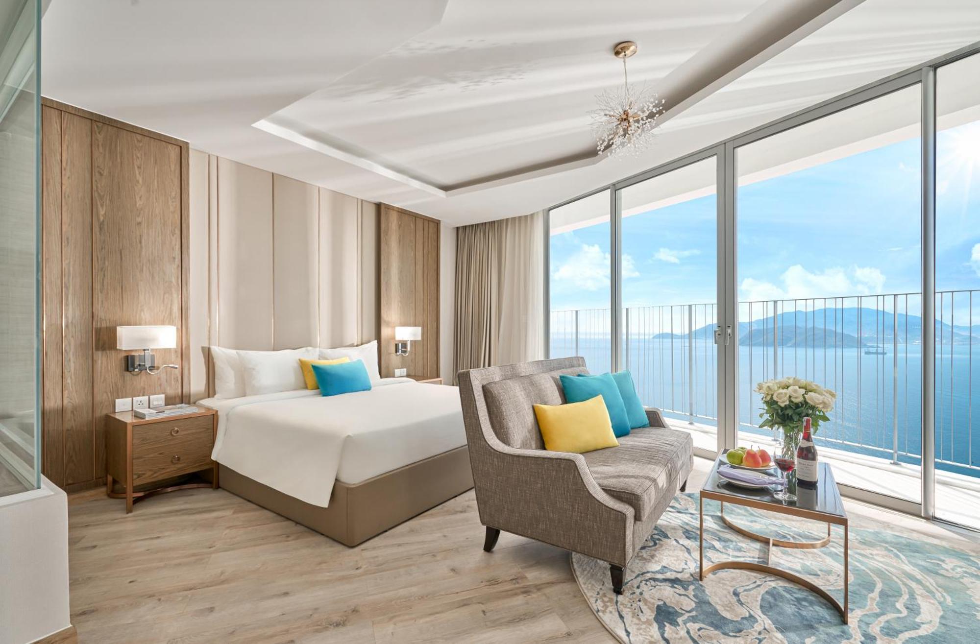 Panorama Oceanfront Suite Nha Trang Exterior foto